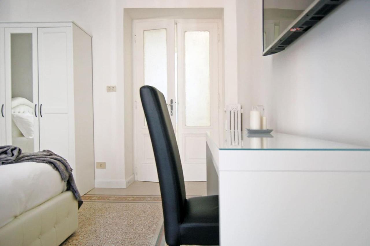 Appartement Guardabassi Collection - Vatican White By Varental *
